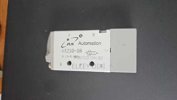 Air Operated Valve - thumbnail 3