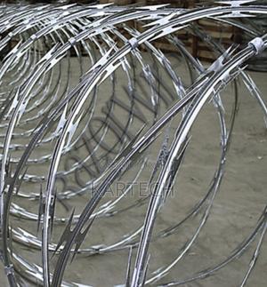 Galvanized High Security 10 Meters Razor Wire - thumbnail 2