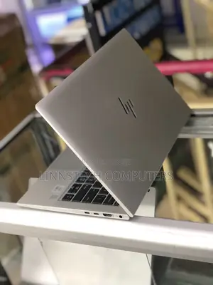 Laptop HP EliteBook 830 G7 16GB Intel Core I7 SSD 256GB
