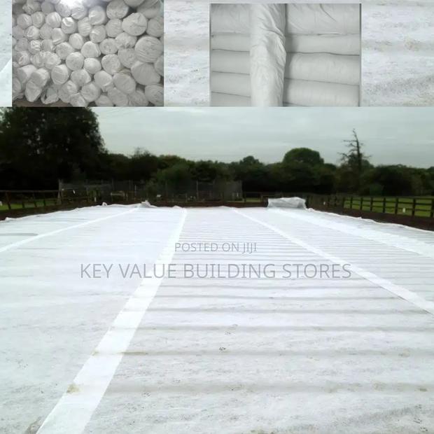 NON WOVEN GEOTEXTILES FABRICS/Membrane 2m ×50m