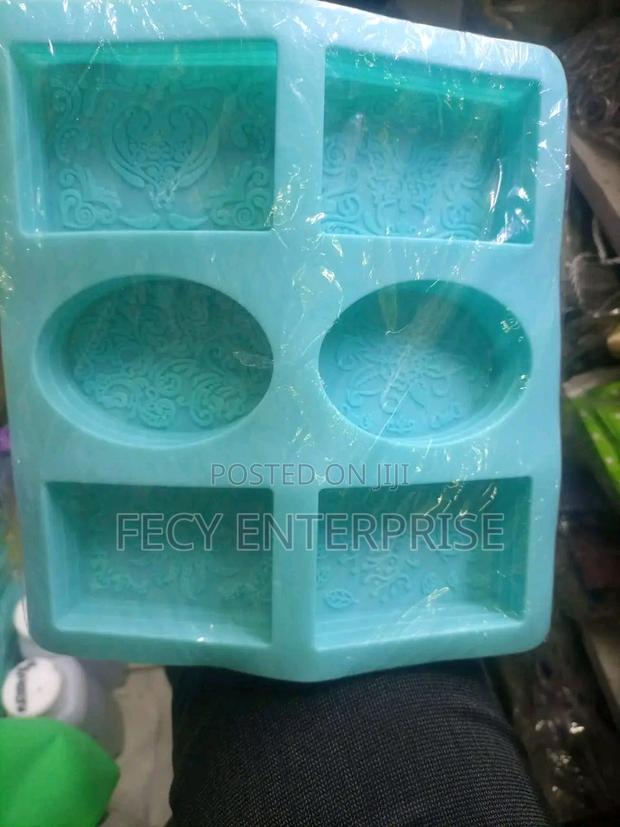 Soap Molds ( We Have A Variety) - thumbnail 2