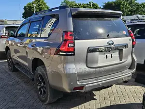 Toyota Land Cruiser Prado 2.7 2018 Brown