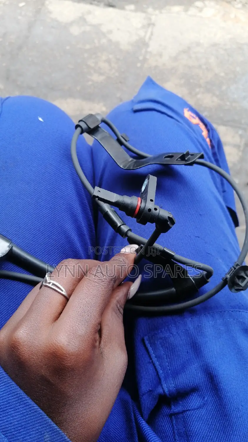 Toyota Hilux Revo Complete Abs Sensor