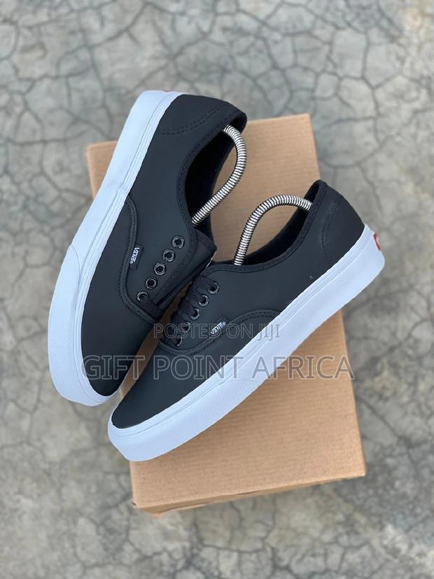 Unisex Soft Leather Vans - main view