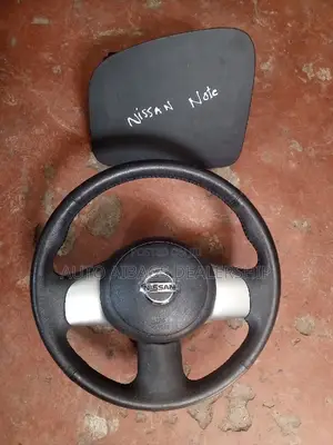 Steàring and Dashboard Airbags Nissan Note .