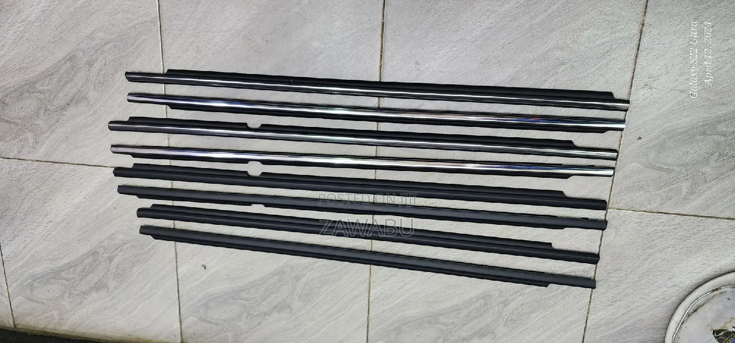 Weather Strips Land Cruiser FJ 100 Black Chrome