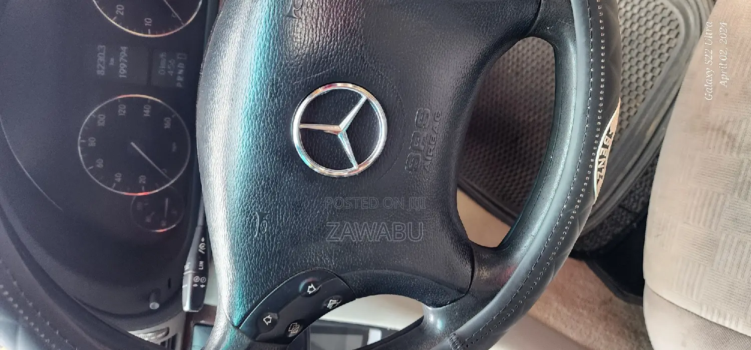 Mercedes Benz Steering Wheel Logo