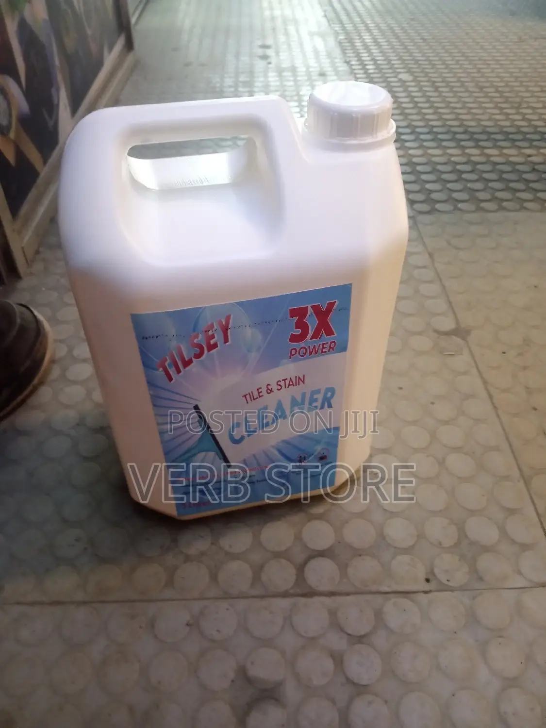 Efficient Tiles Cleaner