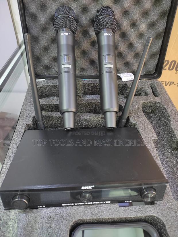 BNK 902 Wireless Microphone With Brief Case - main view