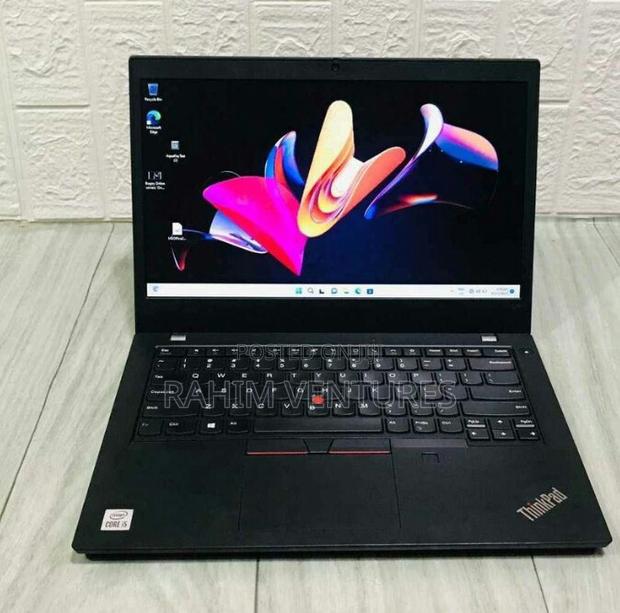 Laptop Lenovo ThinkPad X280 8GB Intel Core i5 SSD 256GB - main view