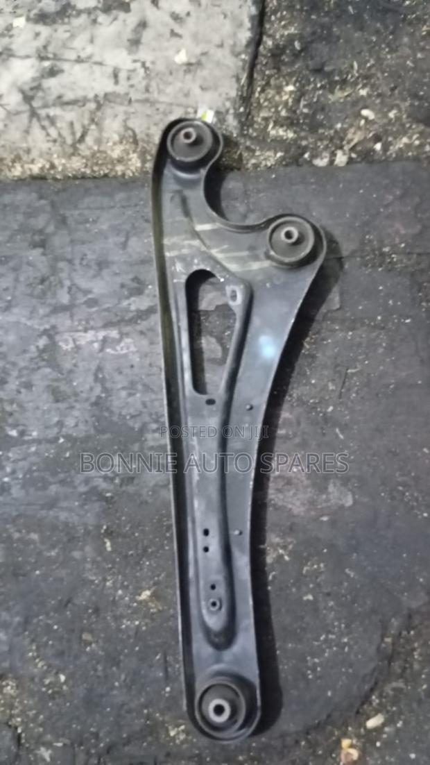 Alto Rear Control Arm