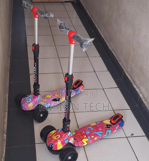 Kids Adjustable Scooter With Music and Led Lights - main view