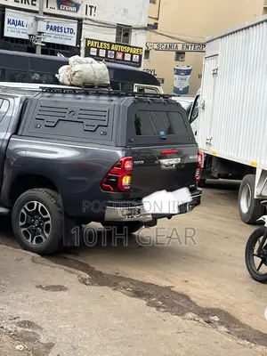 Hilux Canopy Rear Cover Steel