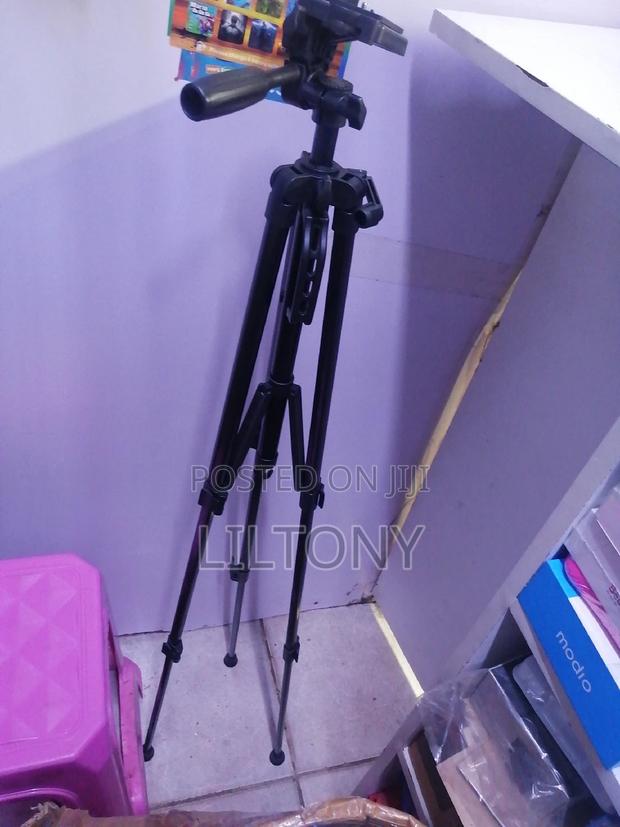 Camera and Phone Tripod Stand - main view