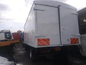 Nissan Diesel Ud Lorry/Truck - thumbnail 2