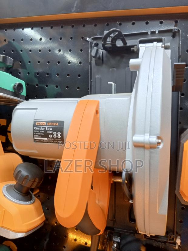 2200w Dera Circular Saw - main view