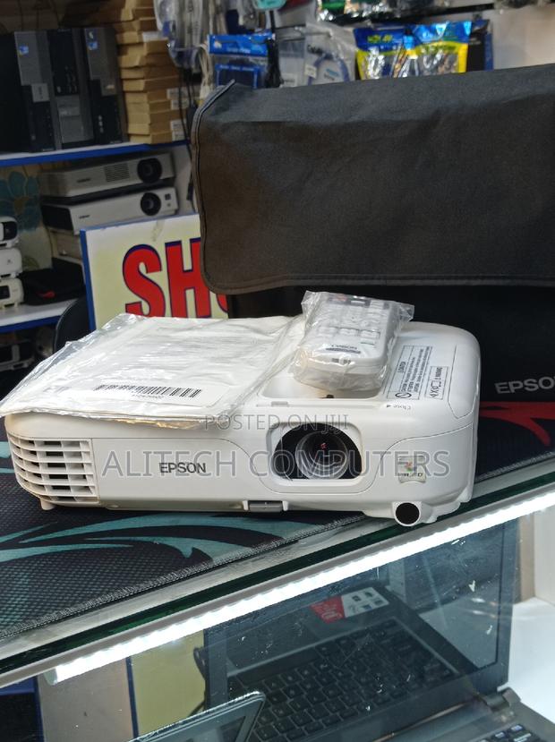 Epson Projector Eb-S02h - thumbnail 3