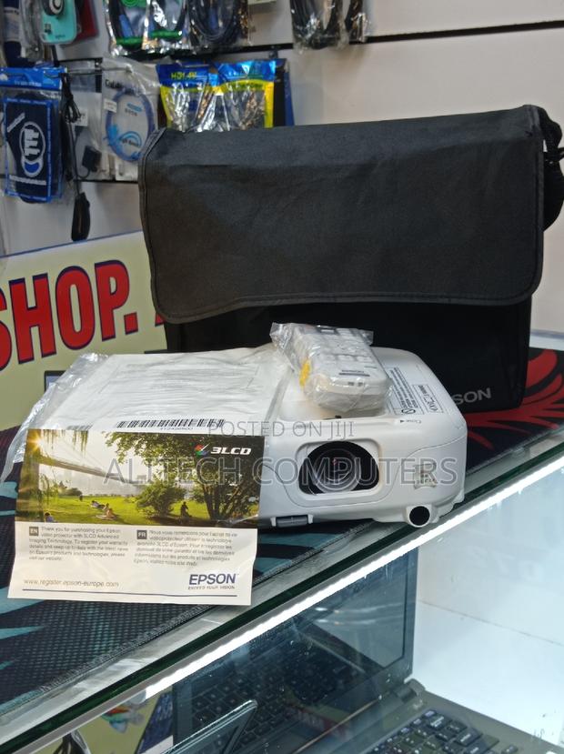 Epson Projector Eb-S02h - main view