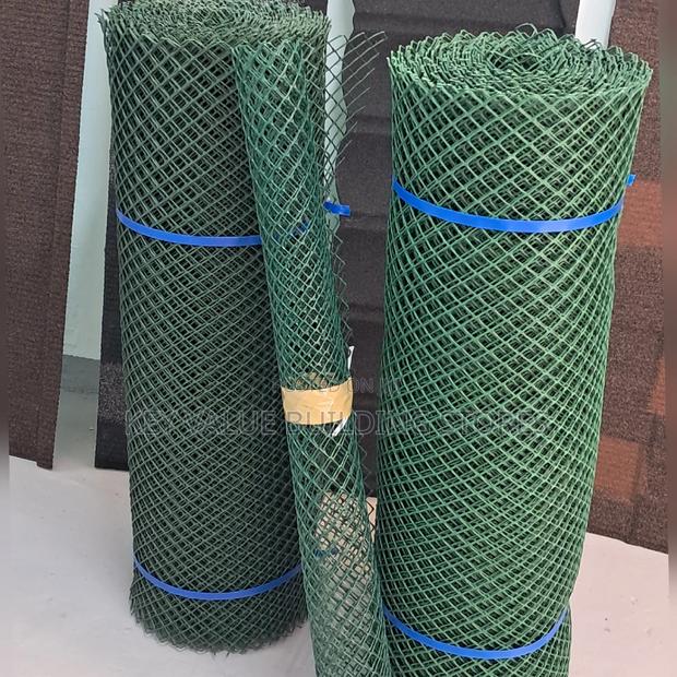 Chicken Mesh (Plastic) - main view