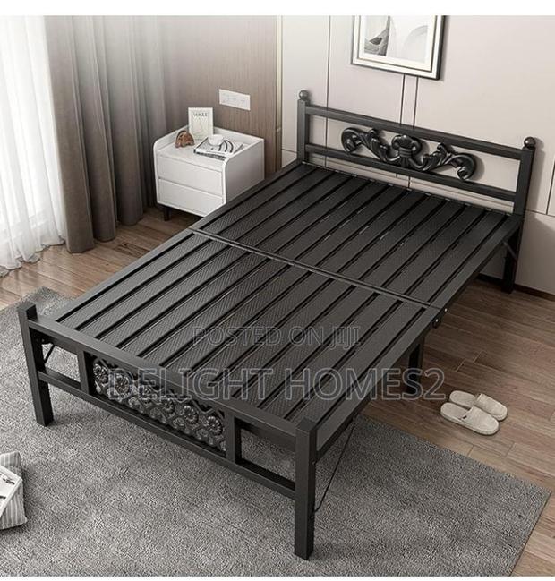 Strong Metallic Foldable Bed - main view
