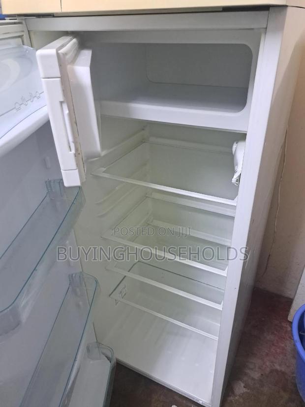 Zanussi Ex Uk 190L Fridge - thumbnail 4