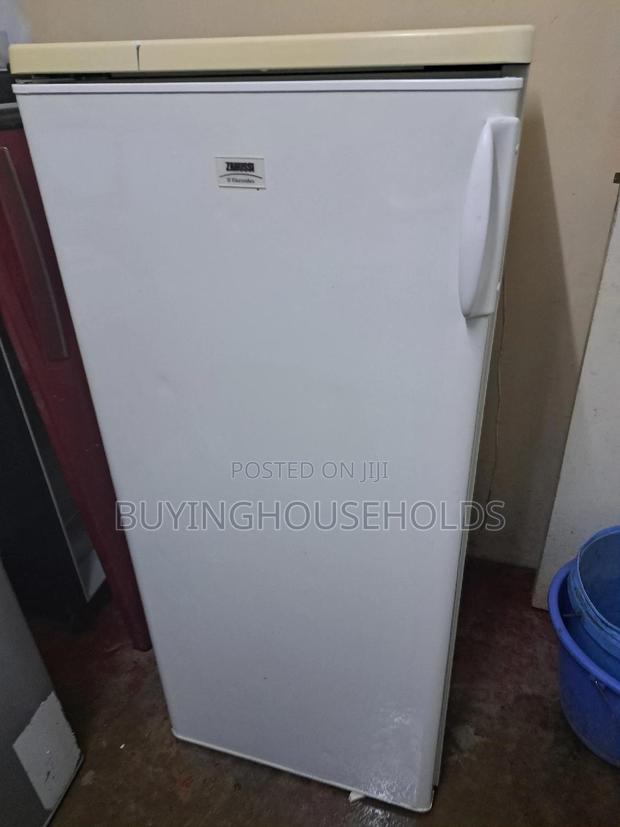 Zanussi Ex Uk 190L Fridge - thumbnail 5