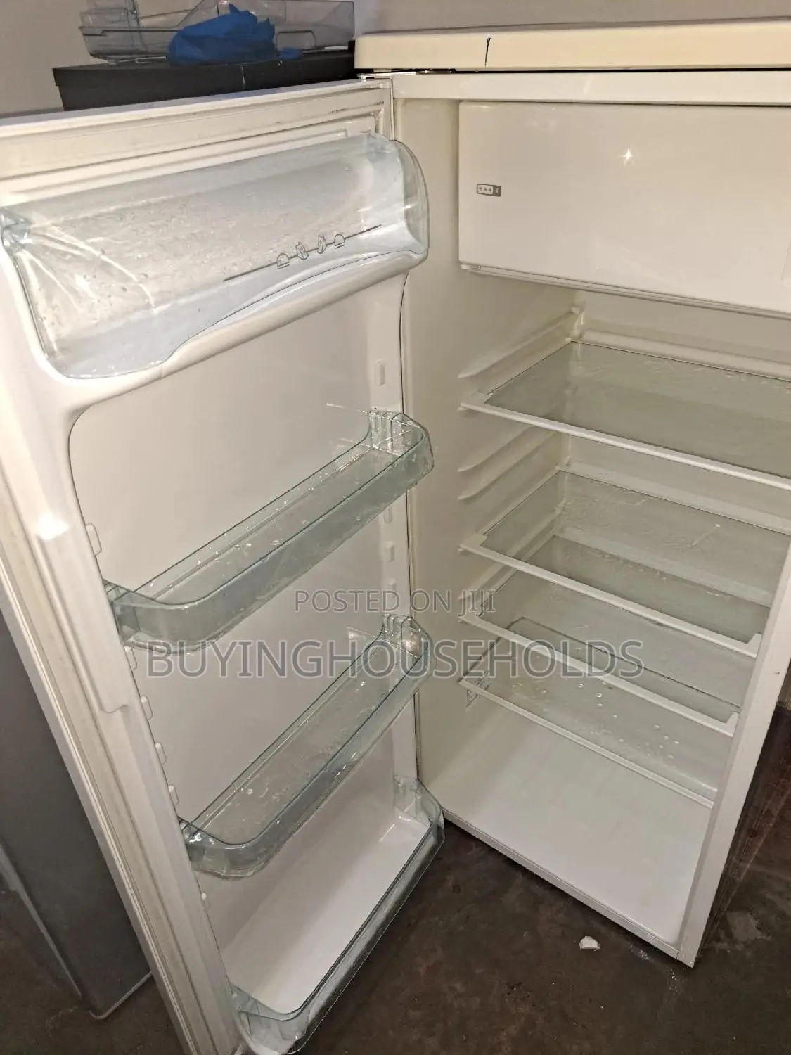 Zanussi Ex Uk 190L Fridge