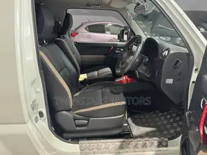 Suzuki Jimny 2017 White