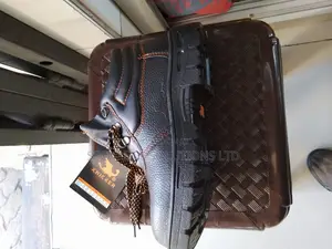 Safety Boots/Shoes Foot Protection All Sizes Available