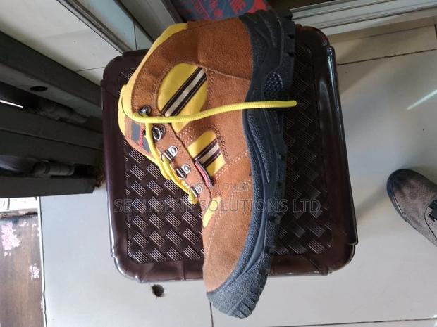 Safety Boots/Shoes Best Quality - main view