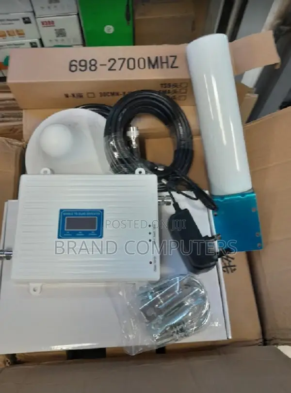 GSM Tri Band Network Signal Booster//Gsm Signal Booster