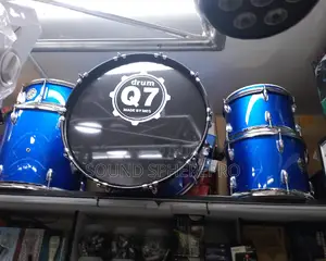 Q7 5pcs Drumset