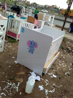 MDF Morden Baby Cot 4 by 2.5 Fitts