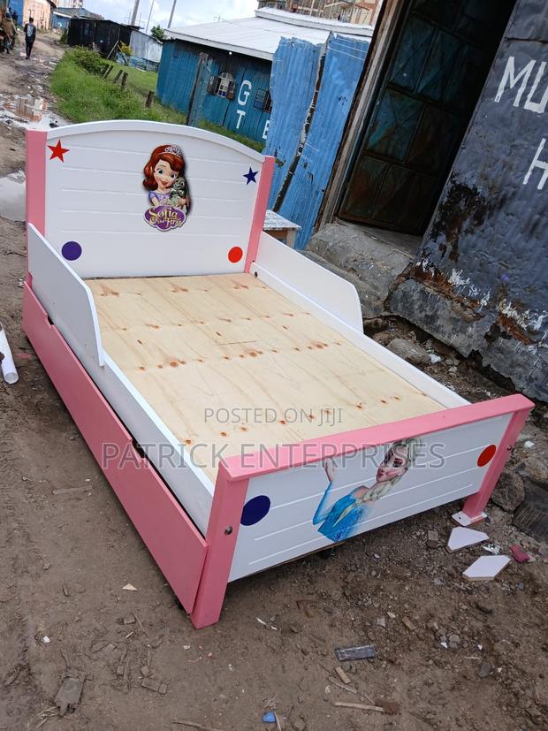 Morden Toddler Bed 4 by 6 Fitts