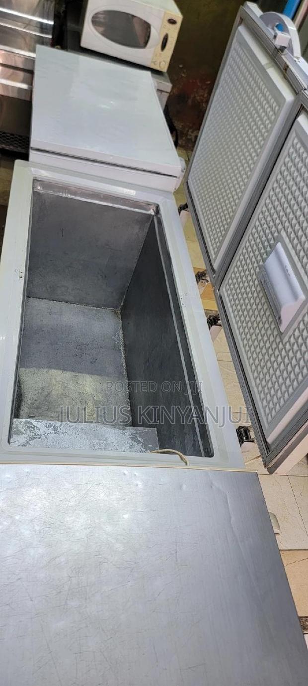 Double Door Freezer 500L - thumbnail 2