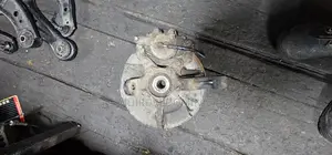 Front Hub Vitara