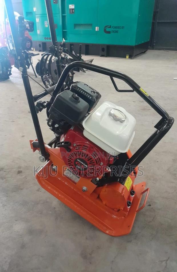 Plate Compactor Honda Engine Available - thumbnail 2