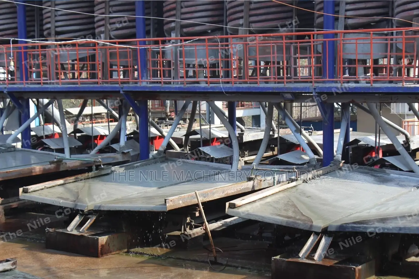 Separator Shaker Table Separating Gold Ore Shaking Table