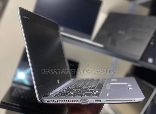 Laptop HP EliteBook 820 G3 8GB Intel Core I5 SSD 256GB - thumbnail 3