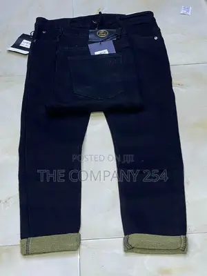 High Quality Jeans
Sizes:30-40
Price: KSH 2,000