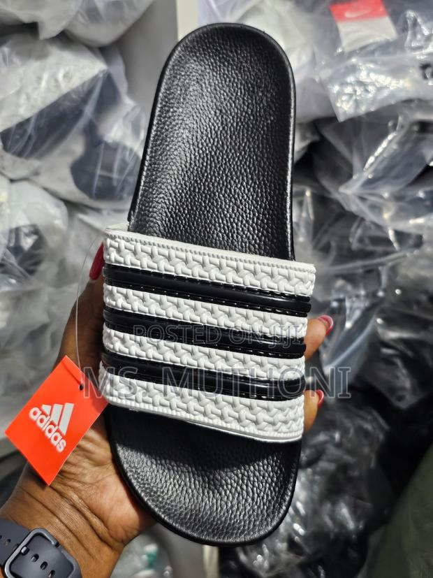 Adidas Slides Size 40-45