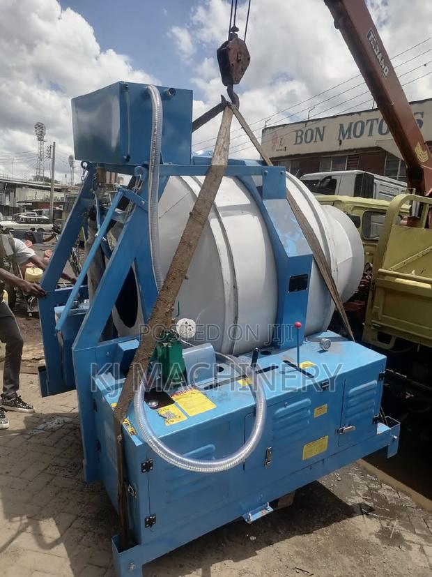 Self Loading Concrete Mixer 560litres Aico Japan - thumbnail 2