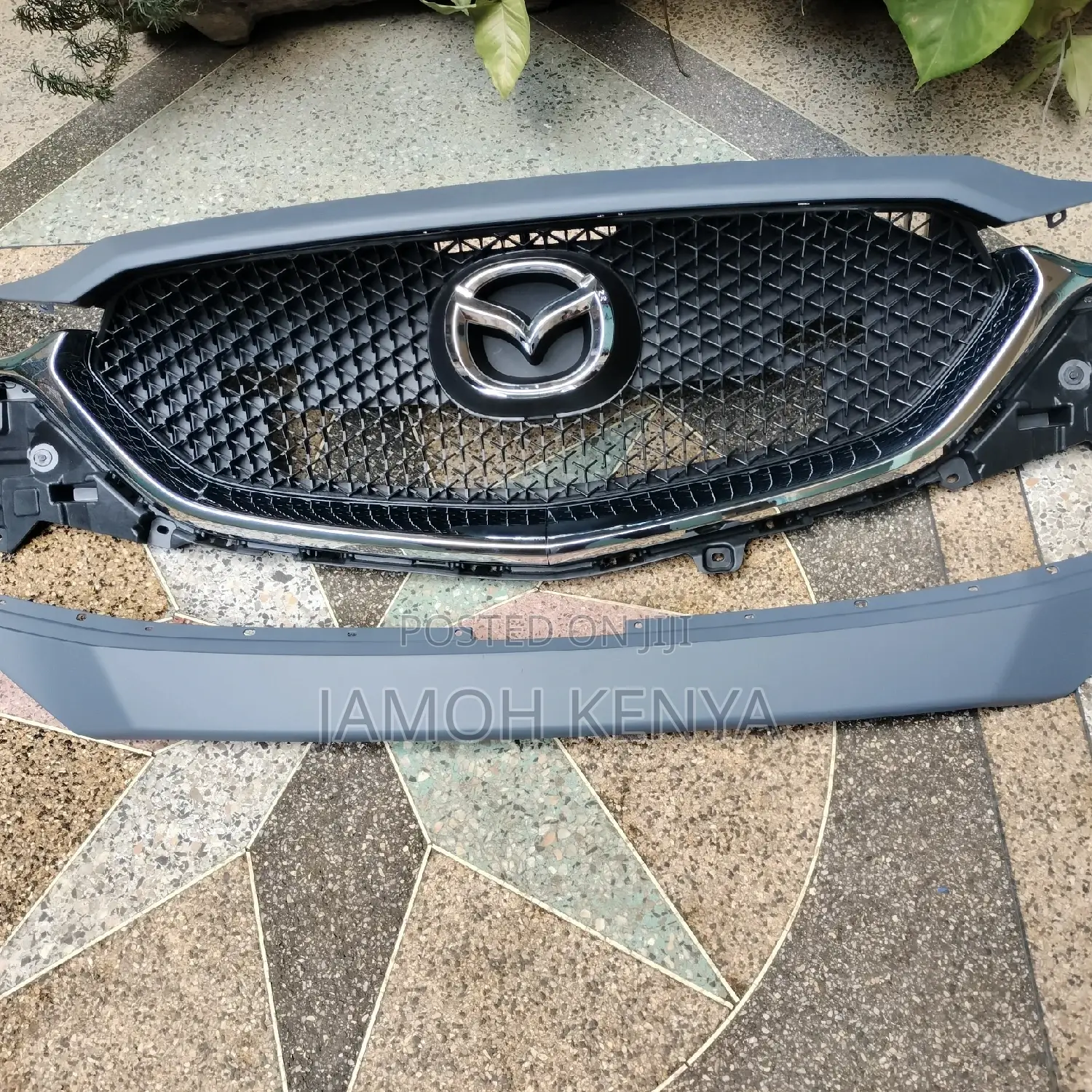 Grill,Mazda Cx-5 2017