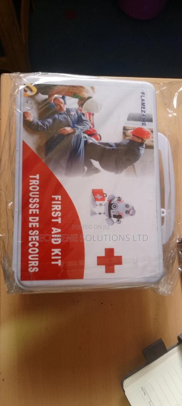 First Aid Kit Small - thumbnail 3