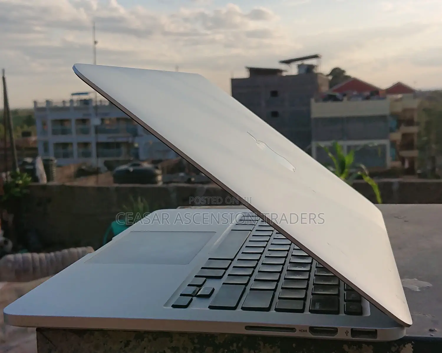 Laptop Apple MacBook Pro 2015 16GB Intel Core I5 SSD 256GB