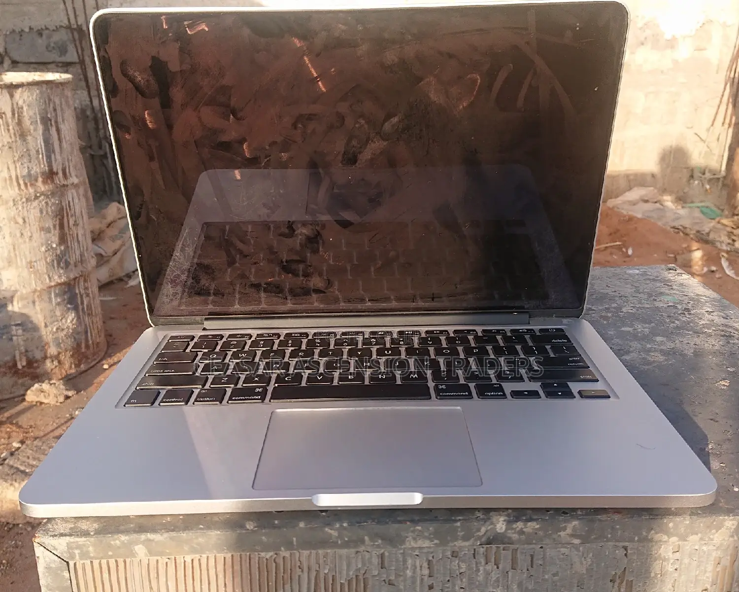 Laptop Apple MacBook Pro 2015 16GB Intel Core I5 SSD 256GB