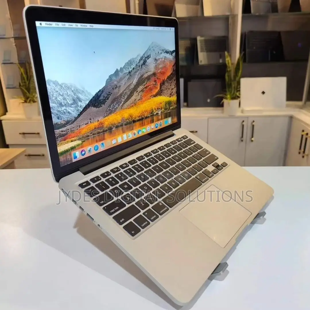 Laptop Apple MacBook Pro 2015 8GB Intel Core I5 SSD 256GB