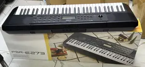 Yamaha PSR-E283 61-Key Portable Keyboard/ Brand New