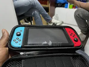 Nitendo Switch V2, Pre Owned