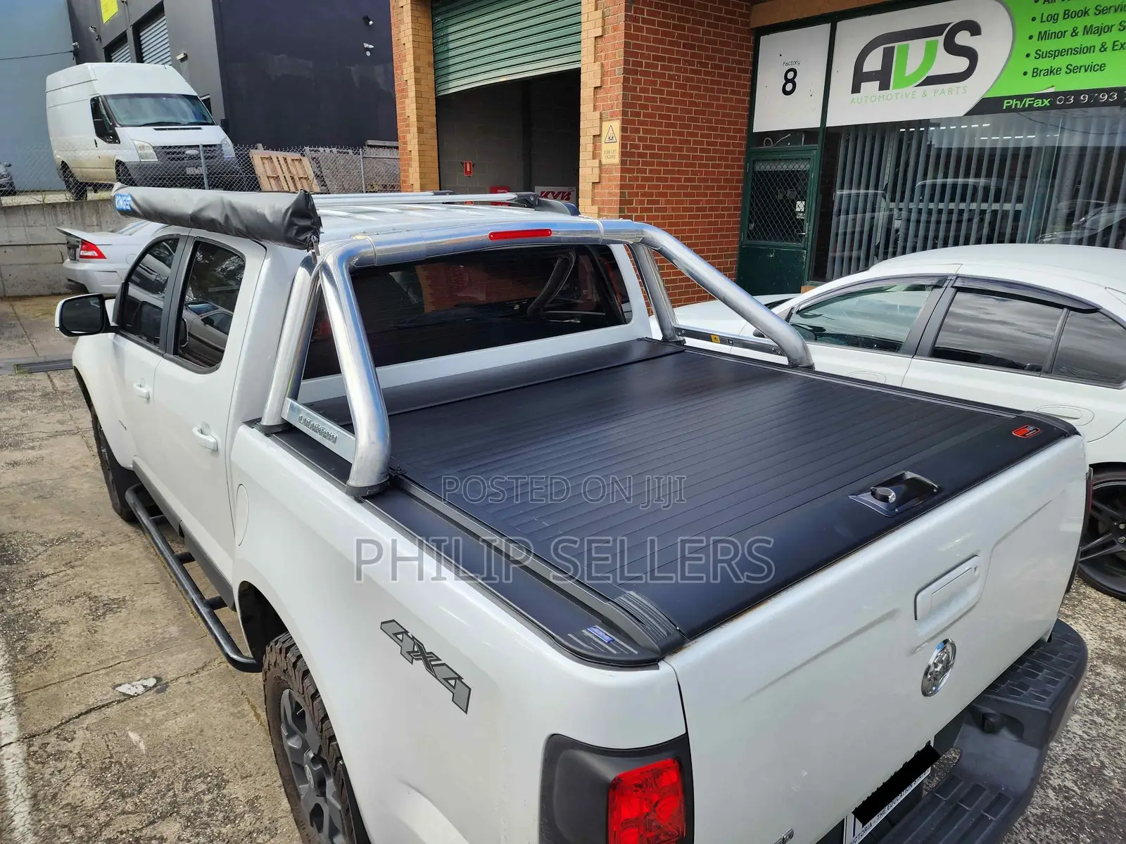 Aluminium Black Roller Shutter to Suit Holden 2012